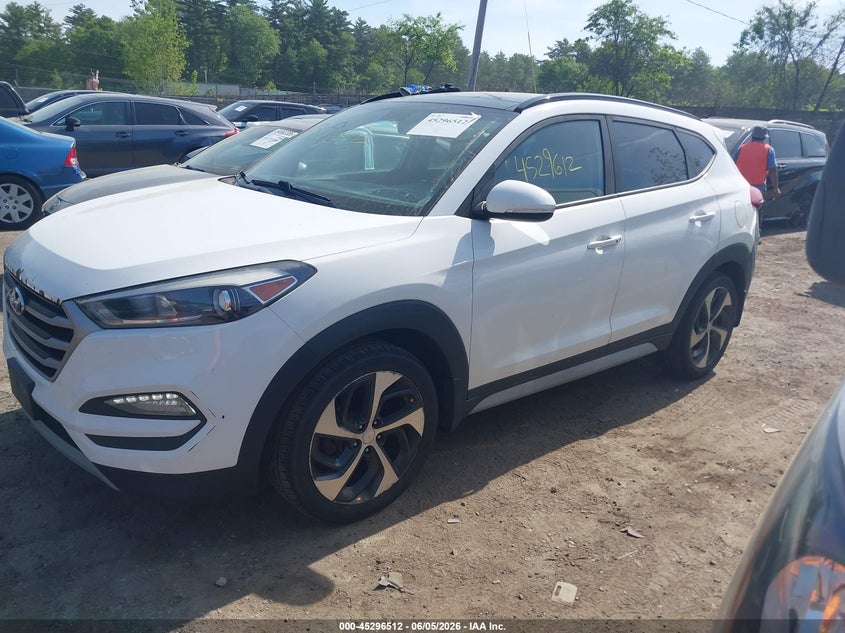 Vin: km8j3ca27hu569831, lot: 45794369, hyundai tucson value 20172
