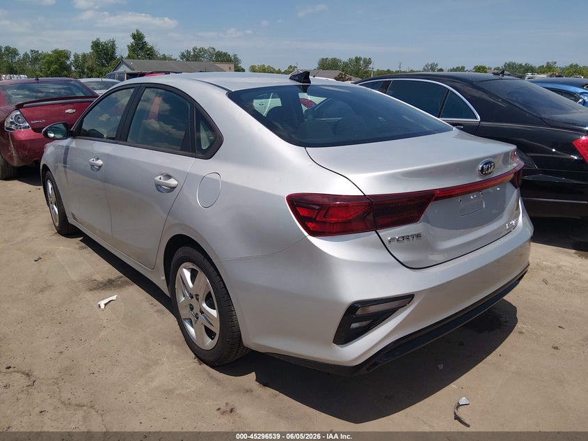 Vin: 3kpf24ad0le235636, lot: 45794395, kia forte lxs 20203