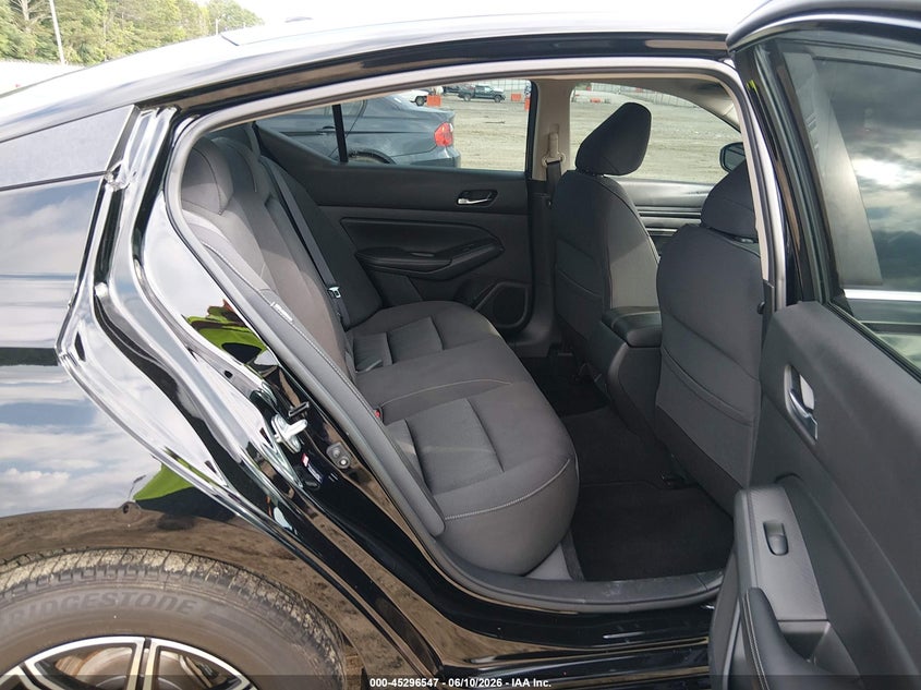 VIN 1N4BL4BV5KC240877 2019 NISSAN ALTIMA 2.5 S