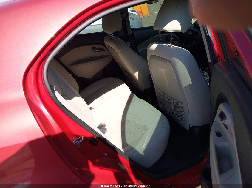 2013 KIA RIO EX · Фото 8
