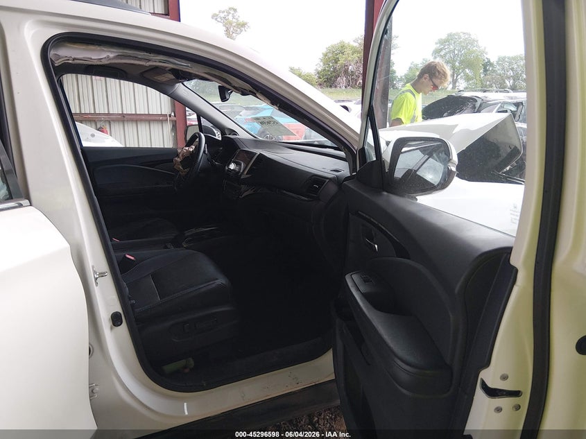 2018 HONDA PILOT auction photo 5
