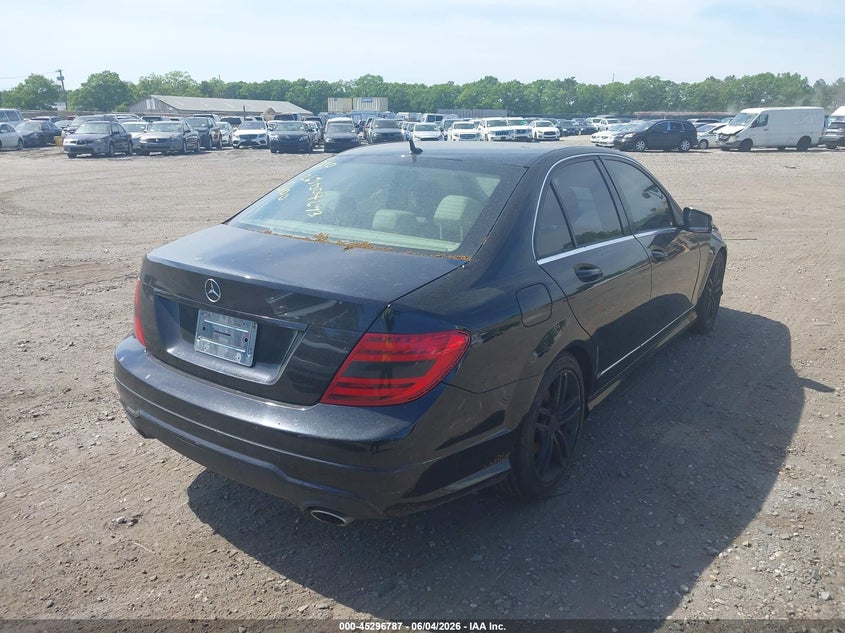 Vin: wddgf8abxdr241518, lot: 45794643, mercedes-benz c 300 sport 4matic 20134