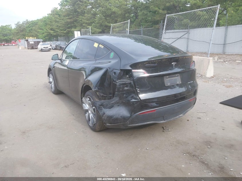 2023 TESLA MODEL Y ELECTRIC(VIN: 7SAYGDEE7PA176808