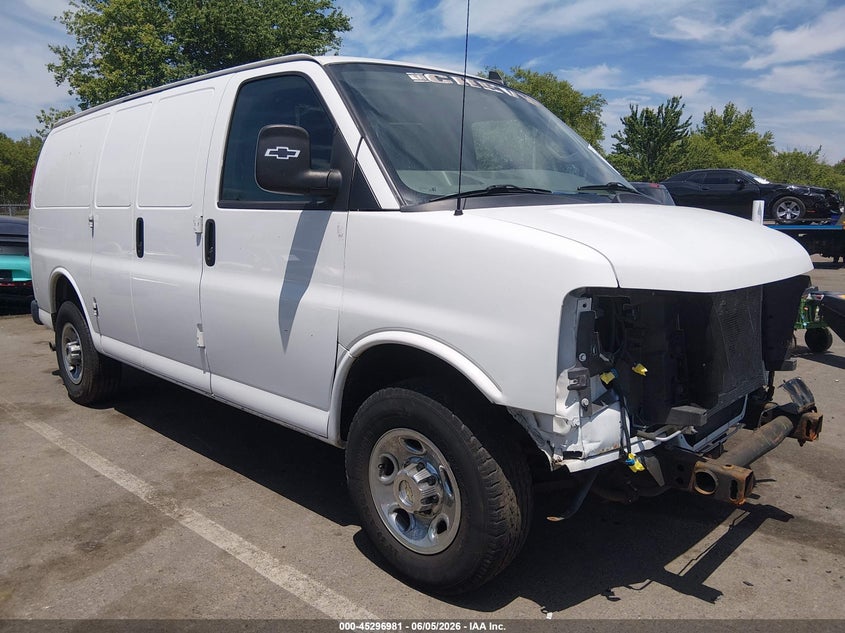 2022 Chevrolet Express Cargo