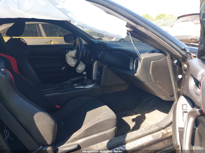 2013 SCION FR-S COUPE 2.0L H-4 DI, DOHC, VVT, 200HP
