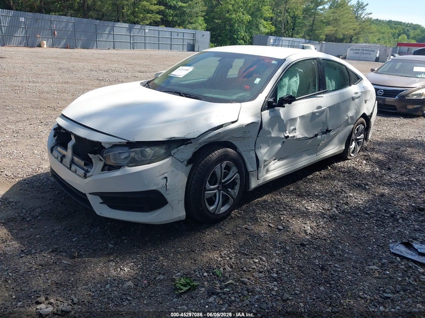 Vin: 19xfc2f57je004538, lot: 45794942, honda civic lx 20182