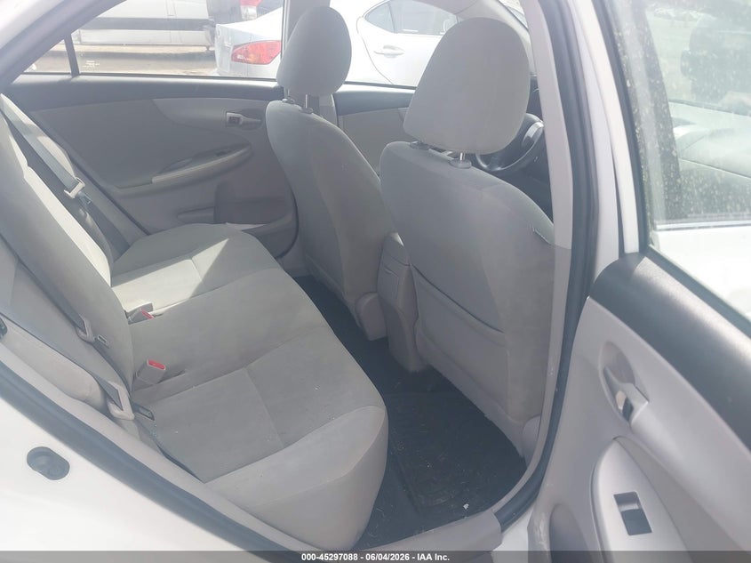 2013 Toyota Corolla Le VIN: 5YFBU4EE9DP130833 Lot: 45297088