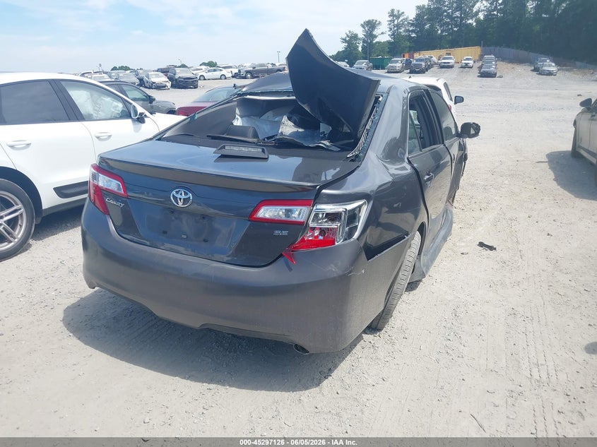 Vin: 4t1bf1fk8eu346332, lot: 45794982, toyota camry se 20144