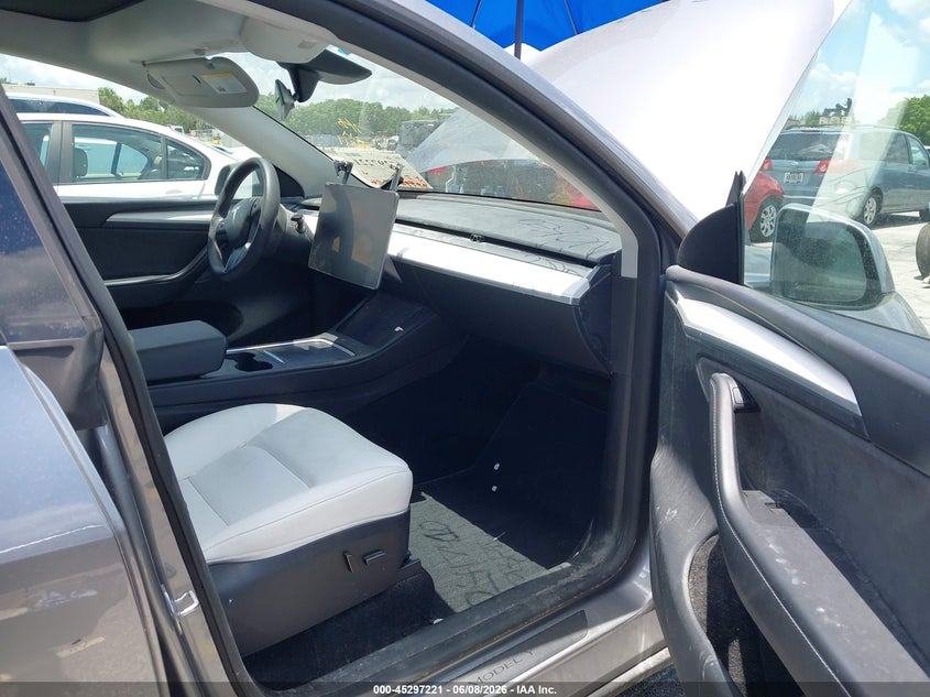 2024 TESLA MODEL Y SPORT UTILITY VEHICLE ELECTRIC