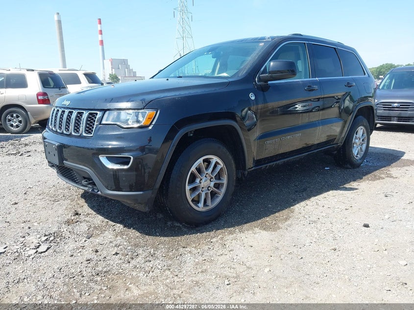 2019 Jeep Grand Cherokee Laredo E 4x4 1C4RJFAG5KC754158 photo 1