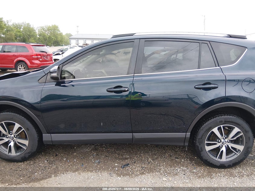 TOYOTA RAV4 - zdjęcie 15