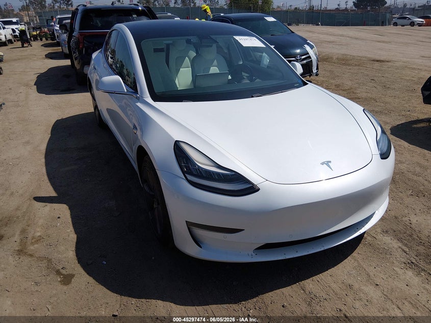 Vin: 5yj3e1ea0kf486187, lot: 45795330, tesla model 3 long range/mid range/standard range/standard range plus 2019 img_1