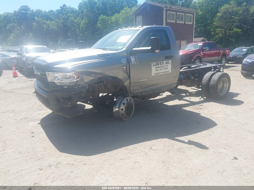 2022 RAM 5500 CHASSIS auction photo 2