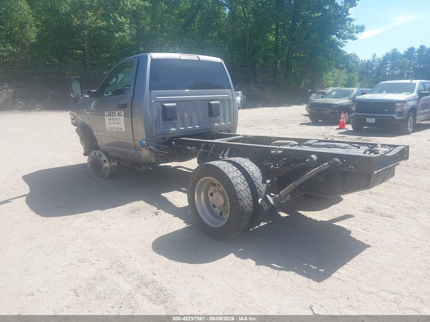 2022 RAM 5500 CHASSIS auction photo 3