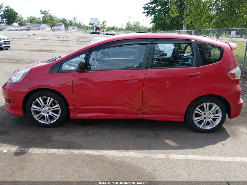 2011 Honda Fit Sport VIN: JHMGE8H53BC015848 Lot: 45297563