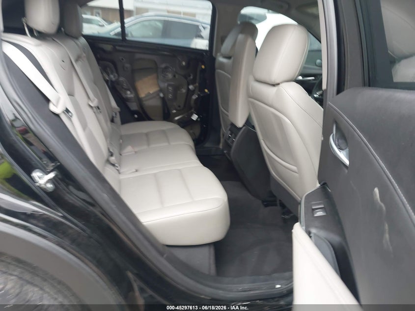 2023 Cadillac Xt4 Awd Premium Luxury VIN: 1GYFZDR41PF160208 Lot: 45297613