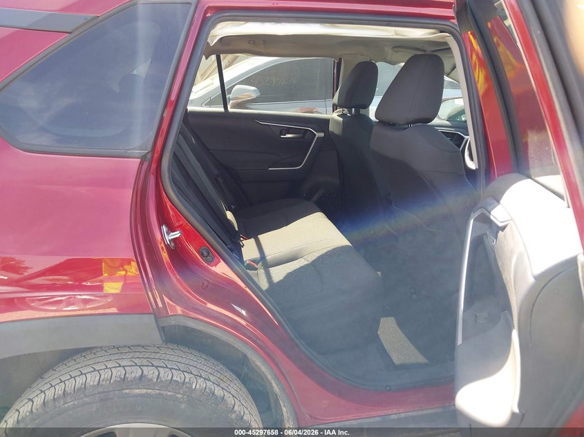 2024 Toyota Rav4 Xle VIN: 2T3P1RFV1RW429790 Lot: 45297658
