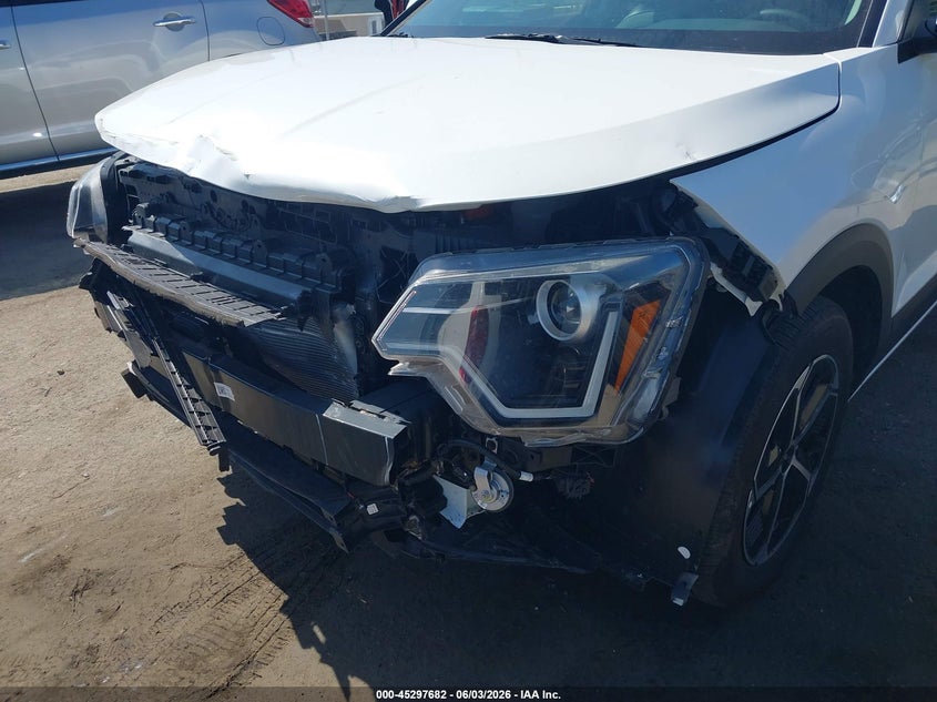 2026 Kia Niro Lx VIN: KNDCP3LE3T5330952 Lot: 45297682