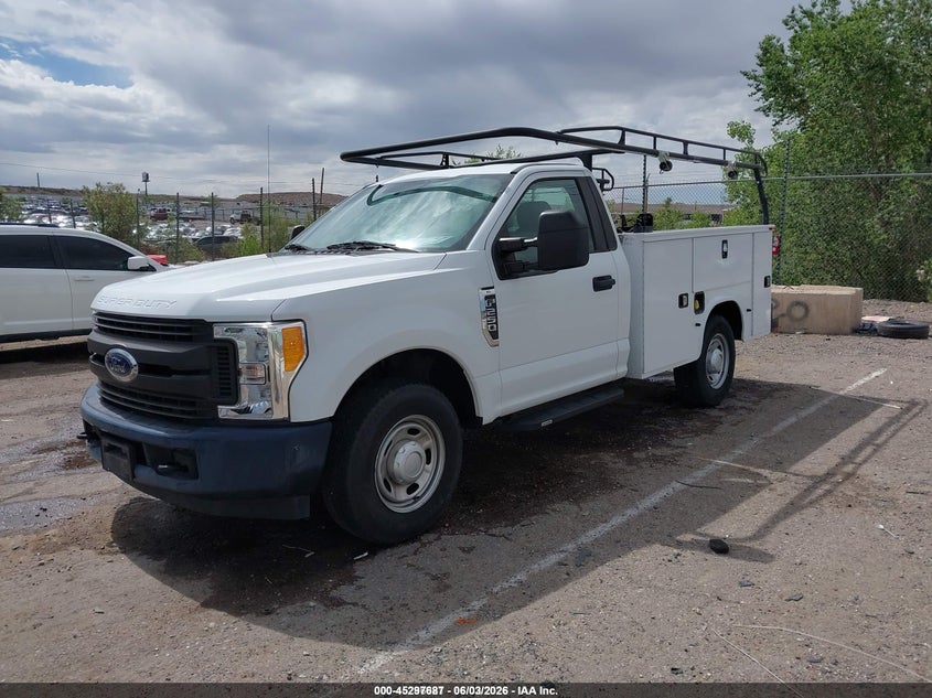 2017 FORD F-250 auction photo 2