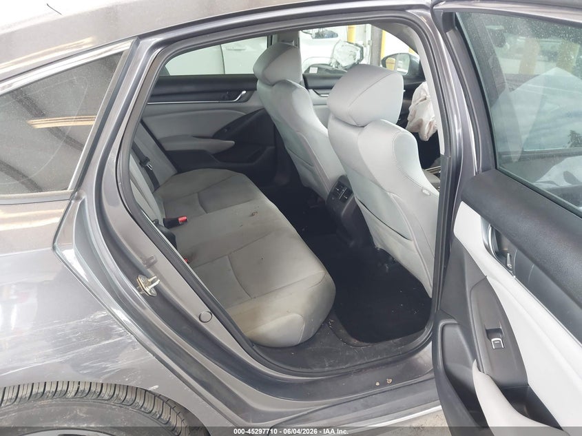 VIN 1HGCV1F49JA181725 2018 HONDA ACCORD EX
