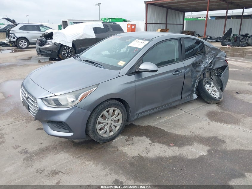2019 HYUNDAI ACCENT auction photo 2
