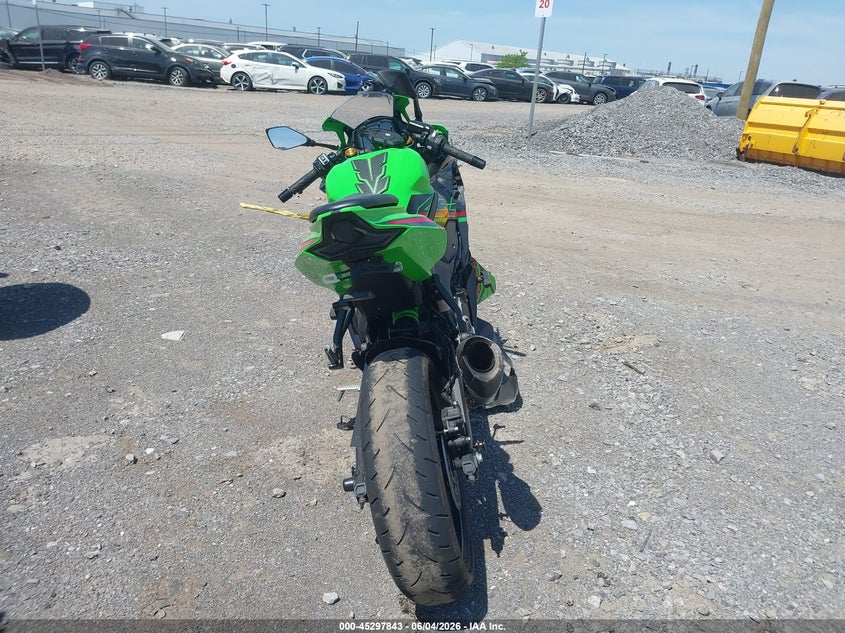 2024 KAWASAKI ZX400 auction photo 6