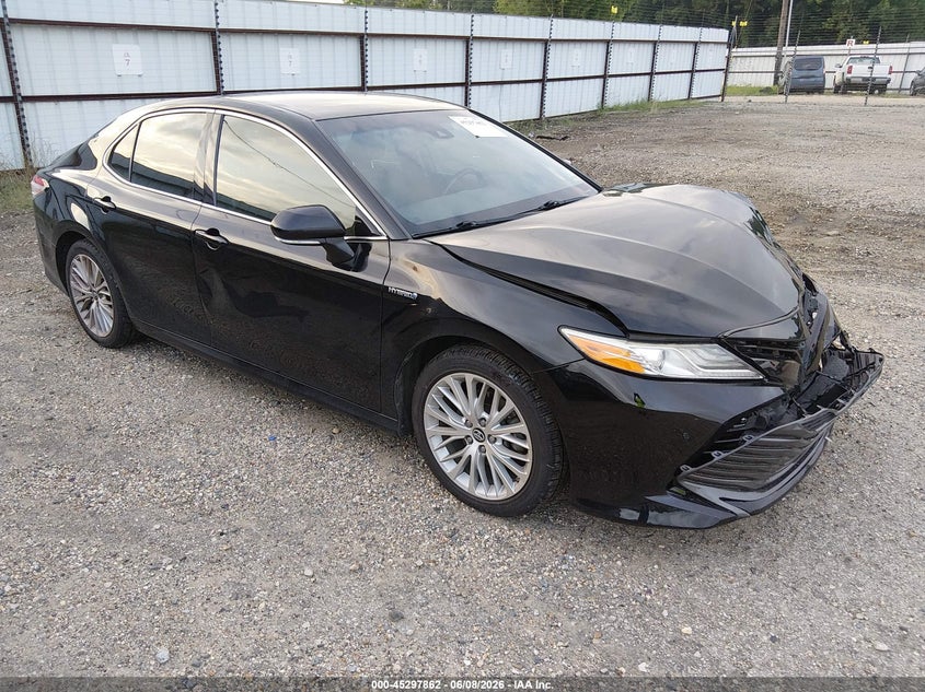 2018 TOYOTA CAMRY HYBRID auction photo 1