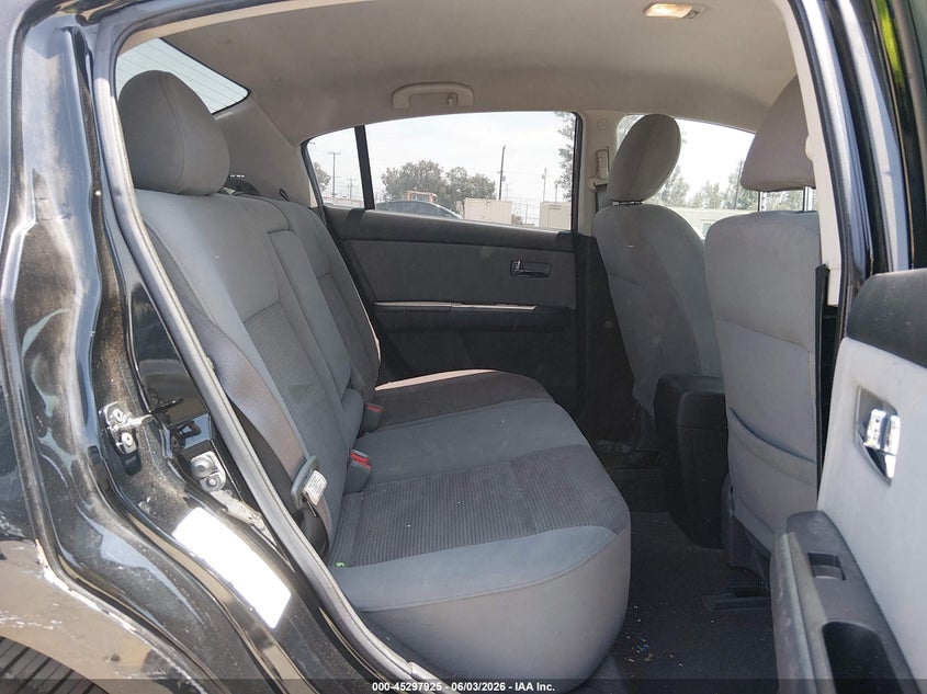 2011 Nissan Sentra 2.0S VIN: 3N1AB6AP9BL698940 Lot: 45297925