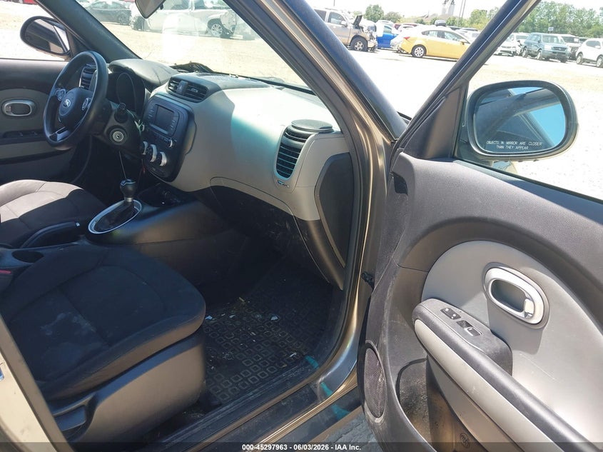 2018 Kia Soul VIN: KNDJN2A26J7555058 Lot: 45297963