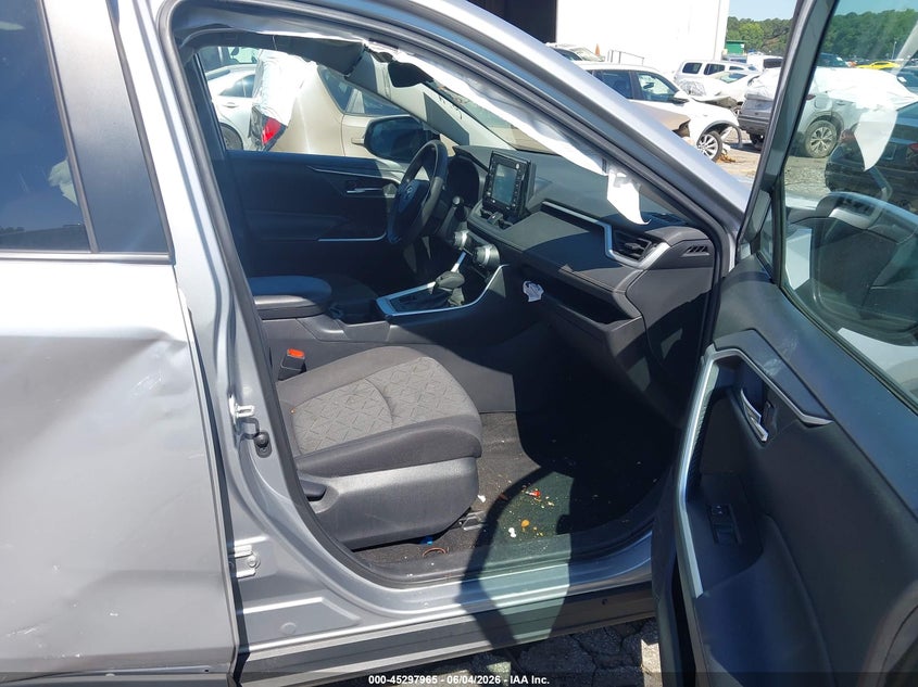 2020 Toyota Rav4 Xle VIN: 2T3P1RFV1LW136723 Lot: 45297965