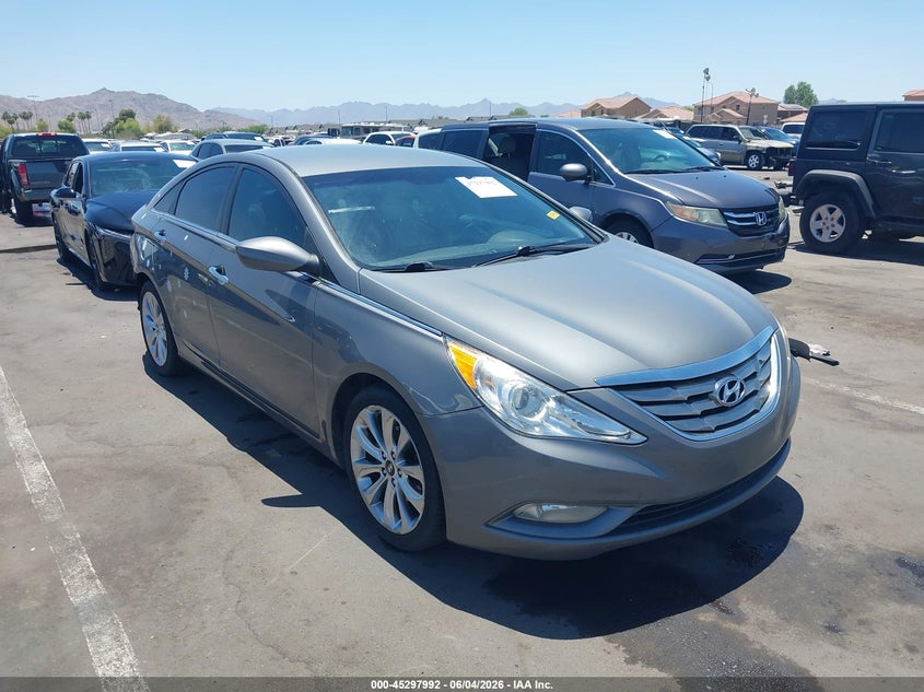 Vin: 5npec4ac3dh779450, lot: 45795848, hyundai sonata se 2013 img_1