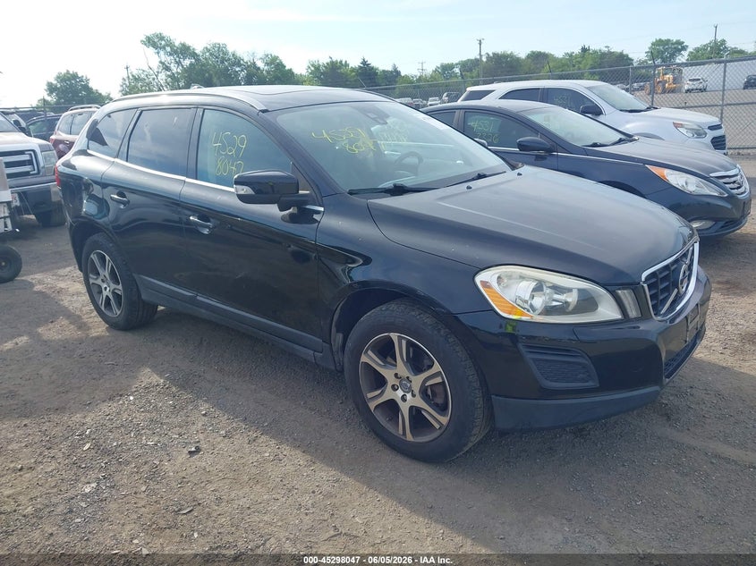 Vin: yv4902dzxb2192107, lot: 45795903, volvo xc60 t6/t6 r-design 2011 img_1
