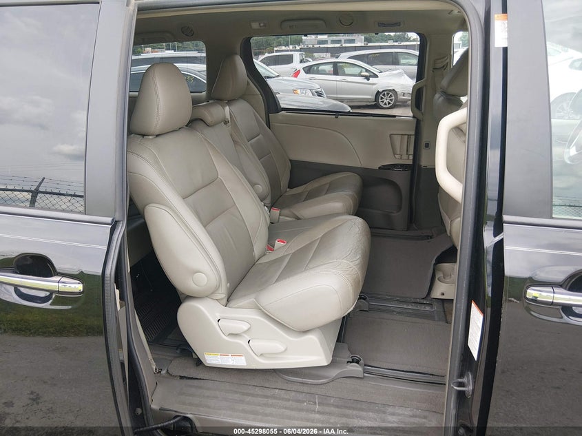 2015 Toyota Sienna Xle 8 Passenger VIN: 5TDYK3DC8FS655080 Lot: 45298055