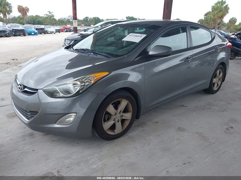 5NPDH4AE3DH221998 2013 Hyundai Elantra Gls photo 1