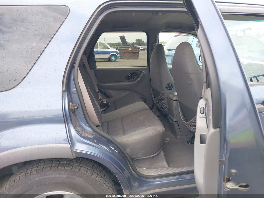 2001 Ford Escape Xlt VIN: 1FMYU04141KD93657 Lot: 45298069
