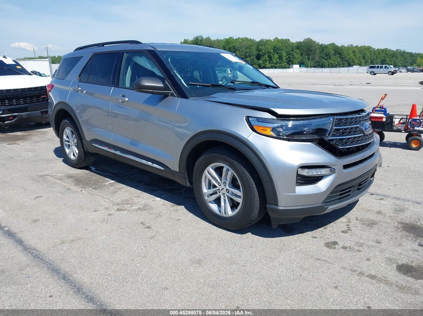 2022 FORD EXPLORER XLT — Галерея фотографий
