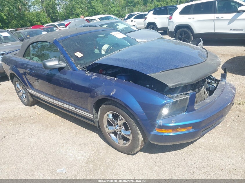 2007 Ford Mustang V6 Deluxe/V6 Premium VIN: 1ZVFT84N175201423 Lot: 45298080