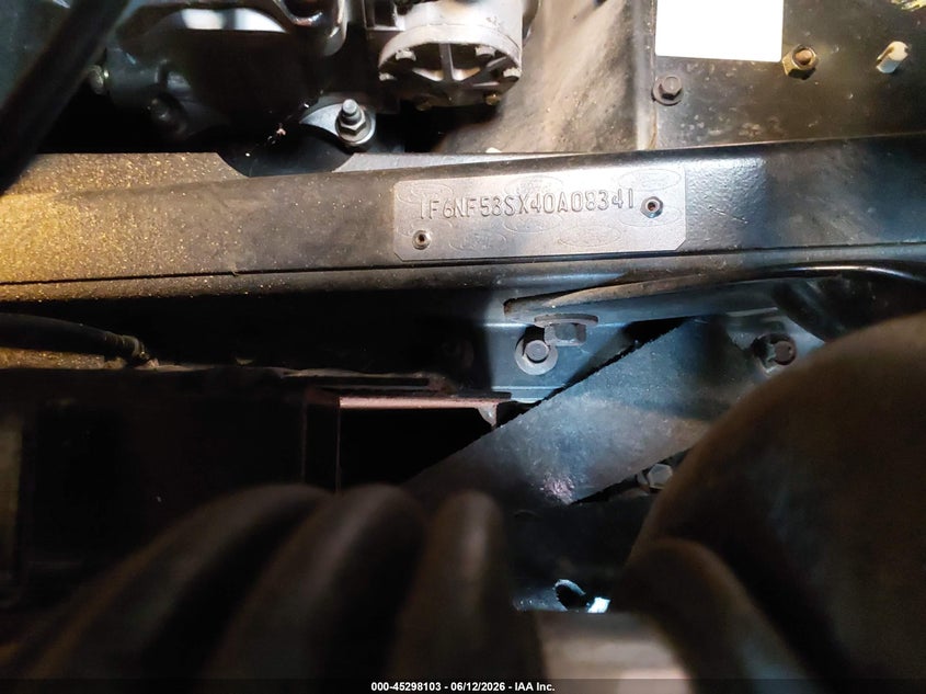 2004 Ford F550 Super Duty Stripped Chass VIN: 1F6NF53SX40A08341 Lot: 45298103