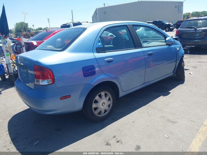 2005 CHEVROLET AVEO auction photo 4