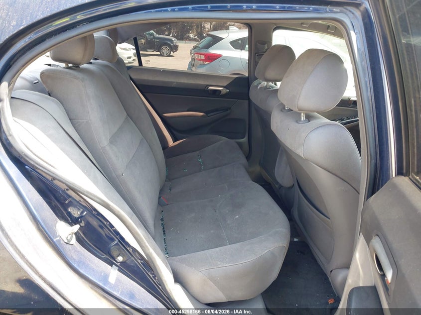2007 Honda Civic Lx VIN: 1HGFA15547L075828 Lot: 45298166