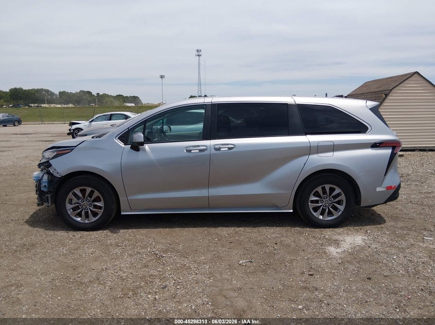 2022 Toyota Sienna Le VIN: 5TDKSKFC9NS062789 Lot: 45298313