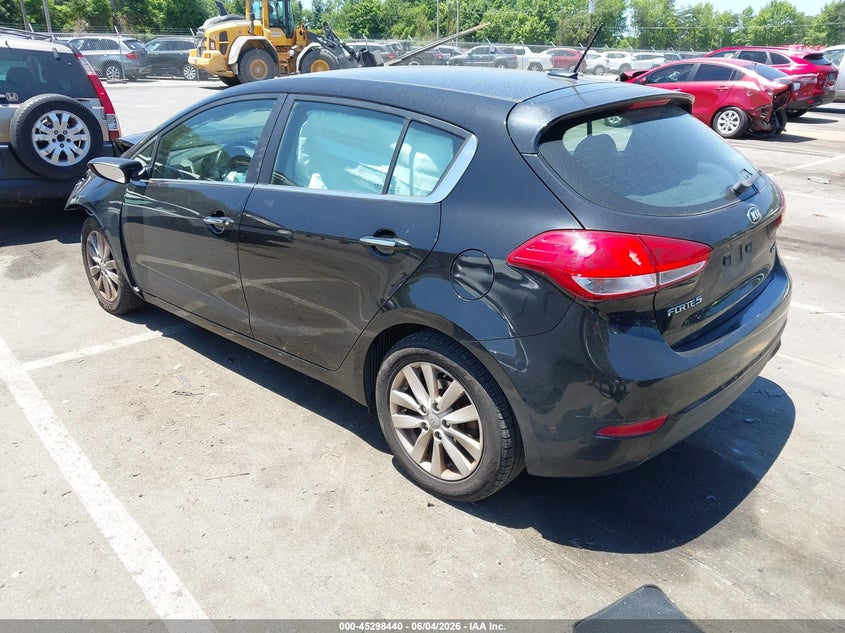 2015 KIA FORTE auction photo 3