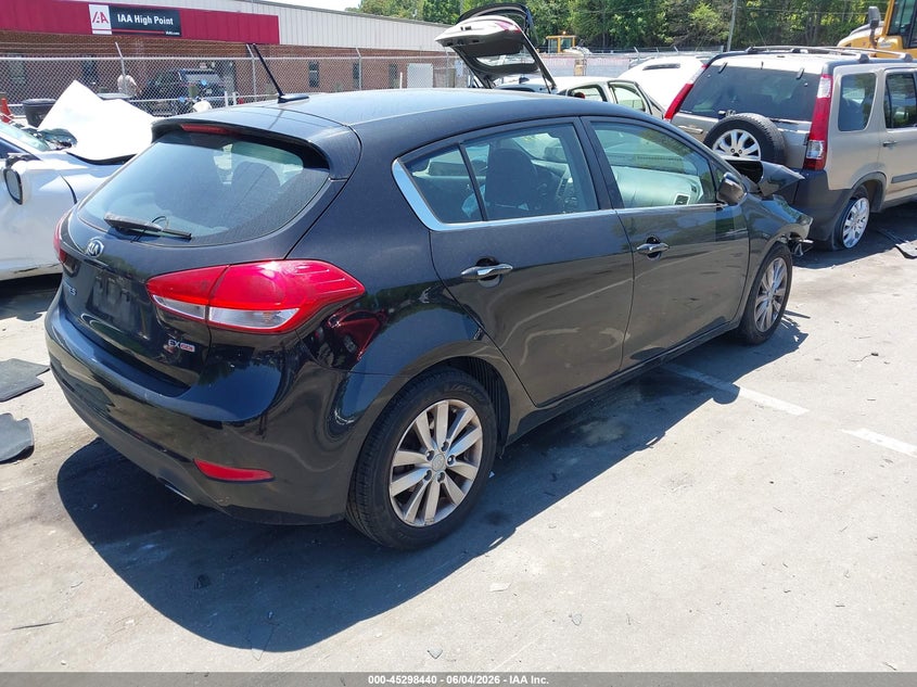 2015 KIA FORTE auction photo 4