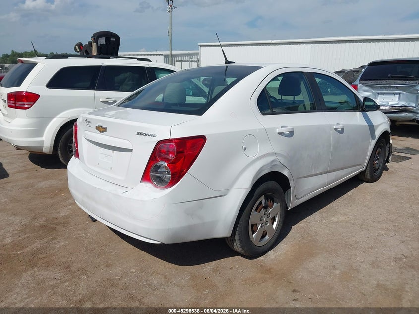 2014 CHEVROLET SONIC auction photo 4