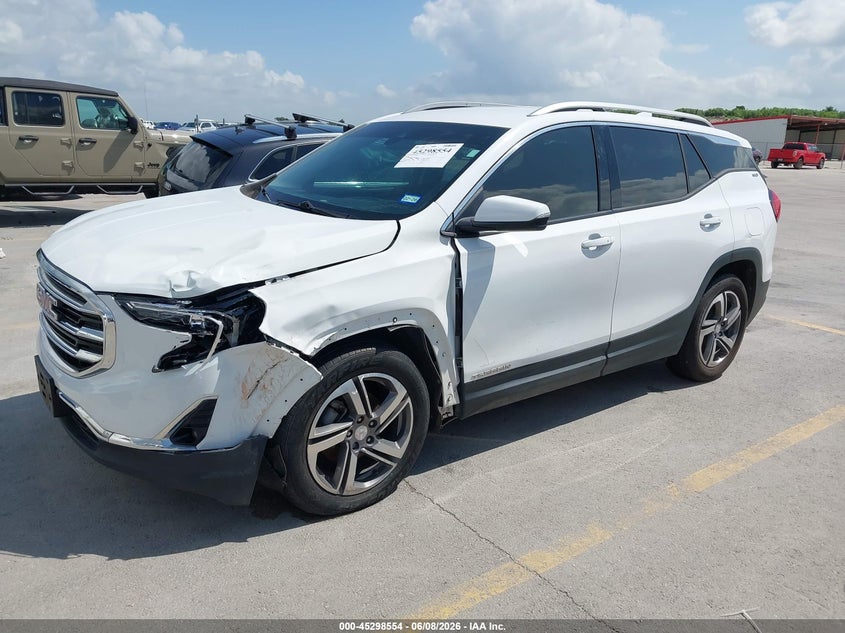 2020 GMC TERRAIN auction photo 2