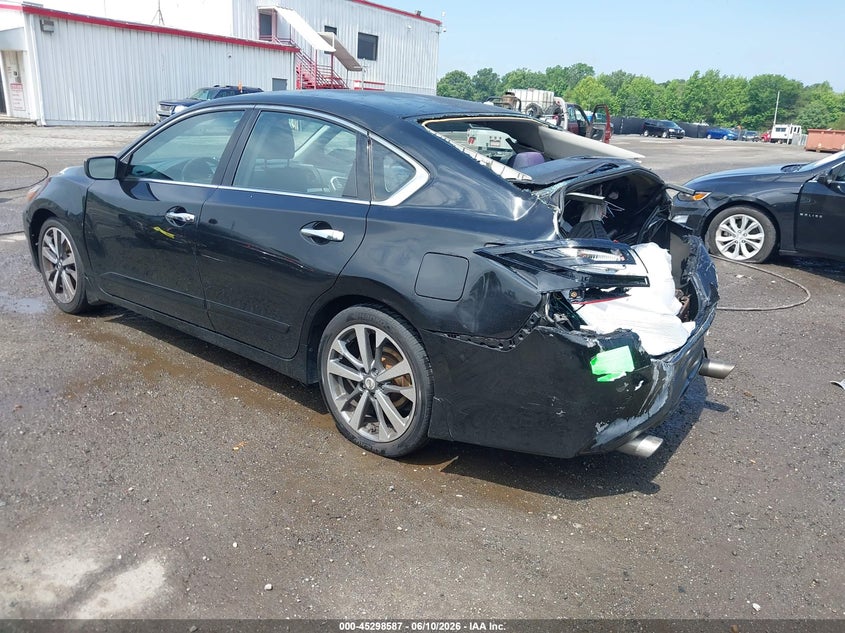 VIN 1N4AL3AP3HC140701 2017 NISSAN ALTIMA 2.5 SR