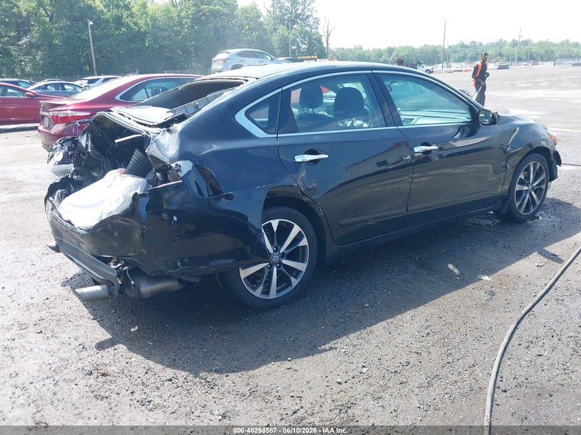VIN 1N4AL3AP3HC140701 2017 NISSAN ALTIMA 2.5 SR