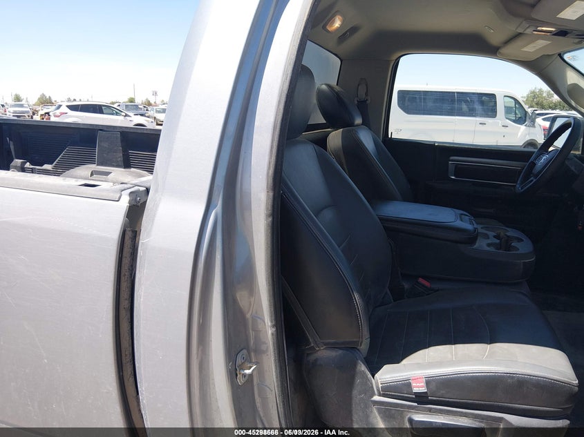 2021 RAM 1500 CLASSIC auction photo 8