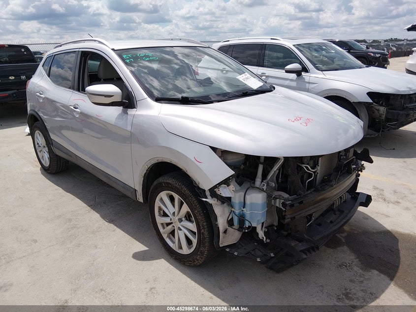 Vin: jn1bj1cpxjw182151, lot: 45796529, nissan rogue sport sv 2018 img_1
