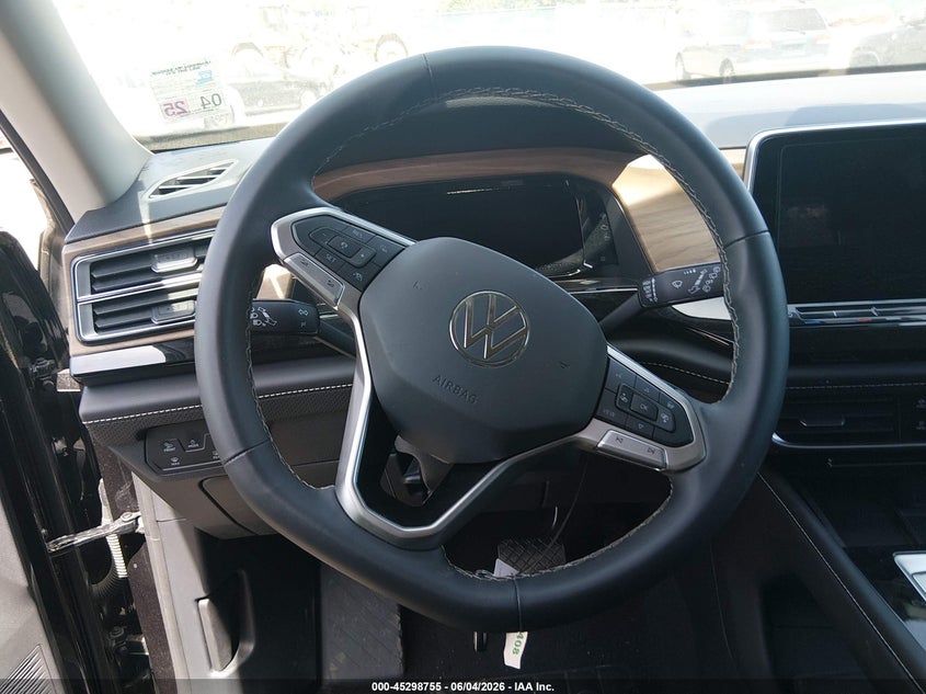 2024 Volkswagen Atlas 2.0T Se W/Technology VIN: 1V2WR2CA5RC570070 Lot: 45298755